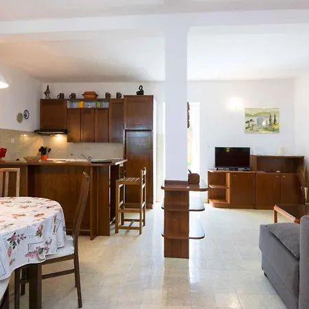 Ferienhaus In - Zadar Riviera 43392 Sukošan