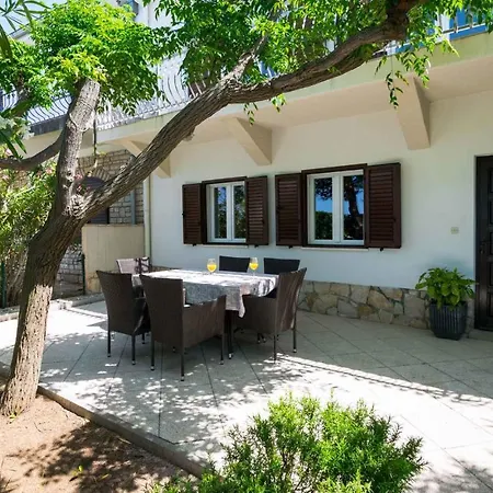 In - Zadar Riviera 43392 Holiday home *